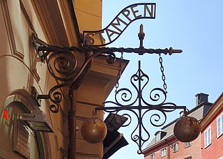 Stampen,_flaggskylt,_2016